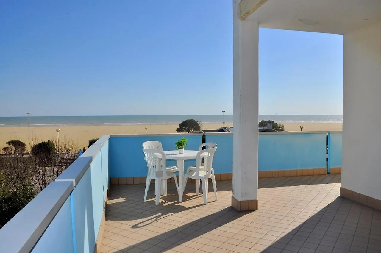 Apartment Seafront View Studio In Bibione - Beahost