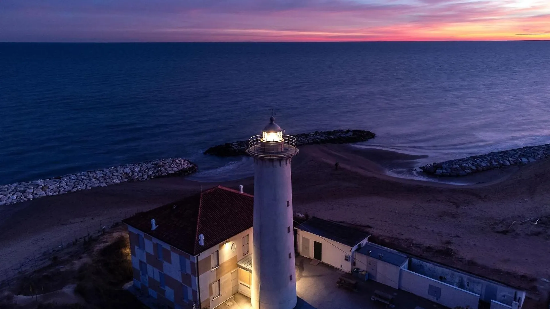Seafront View Studio In Bibione - Beahost Italy